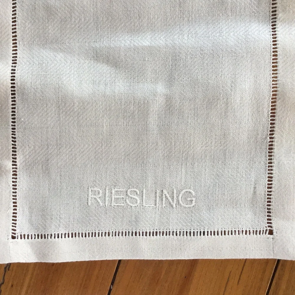 Anichini Embroidered Wine-Varietal Linen Napkins - Set of 6 - in packaging